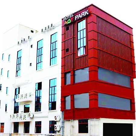 Hotel Agt Park Chennai Esterno foto
