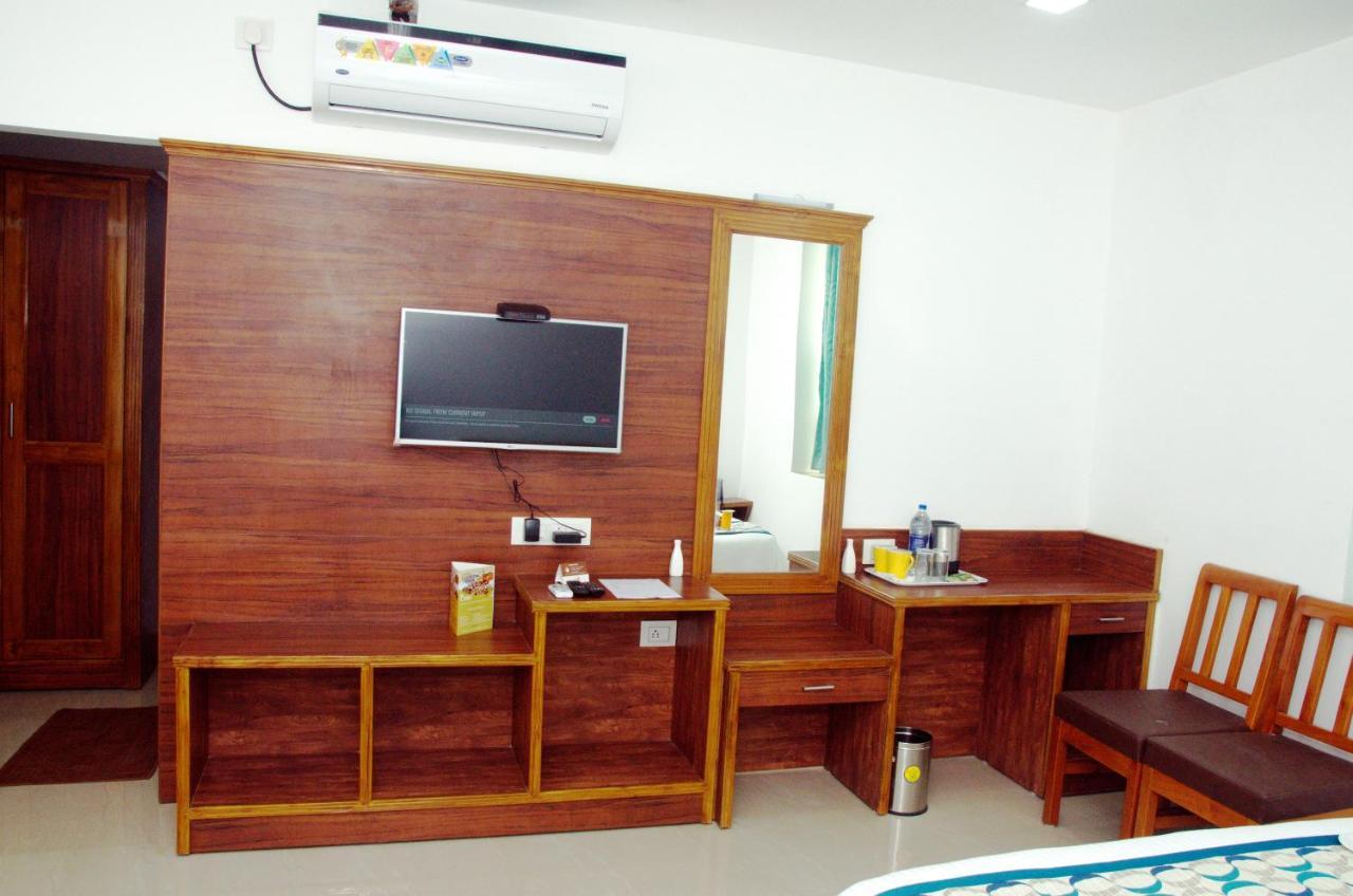 Hotel Agt Park Chennai Esterno foto