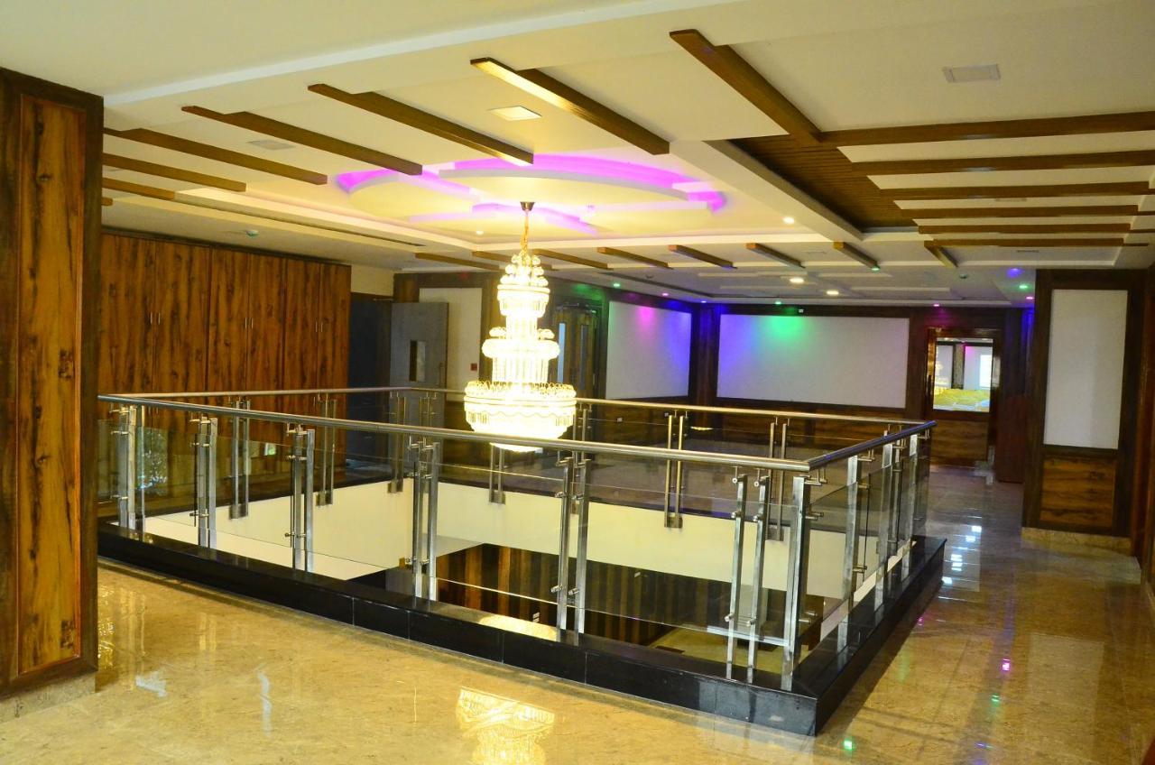 Hotel Agt Park Chennai Esterno foto