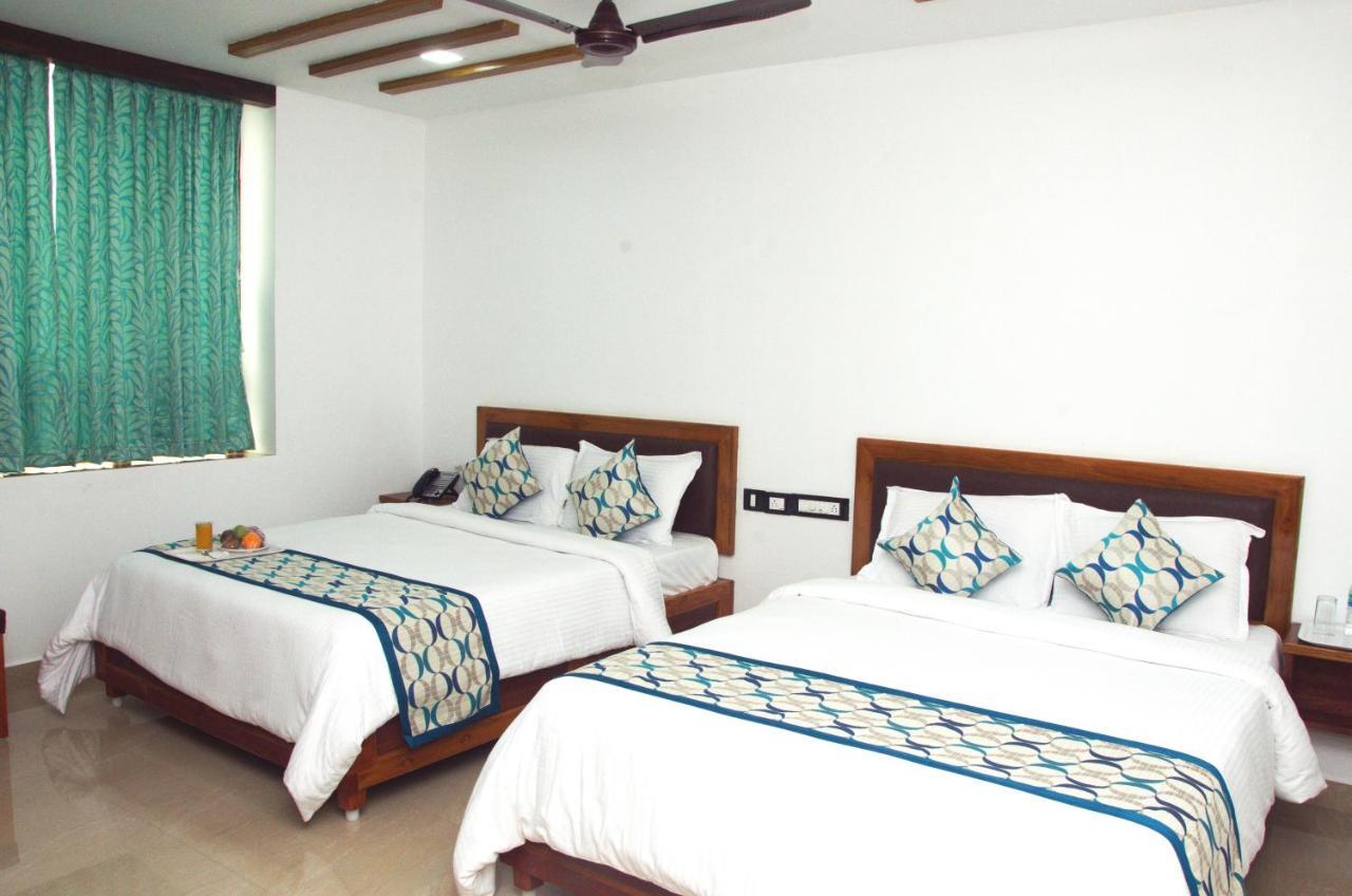 Hotel Agt Park Chennai Esterno foto