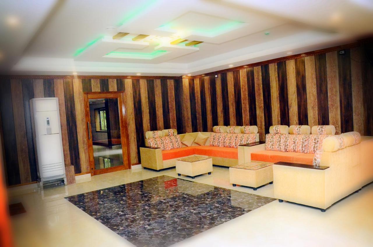 Hotel Agt Park Chennai Esterno foto