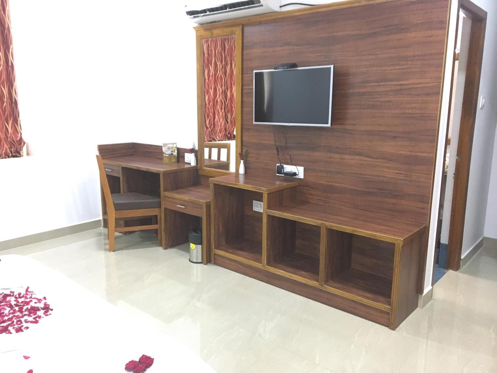 Hotel Agt Park Chennai Esterno foto