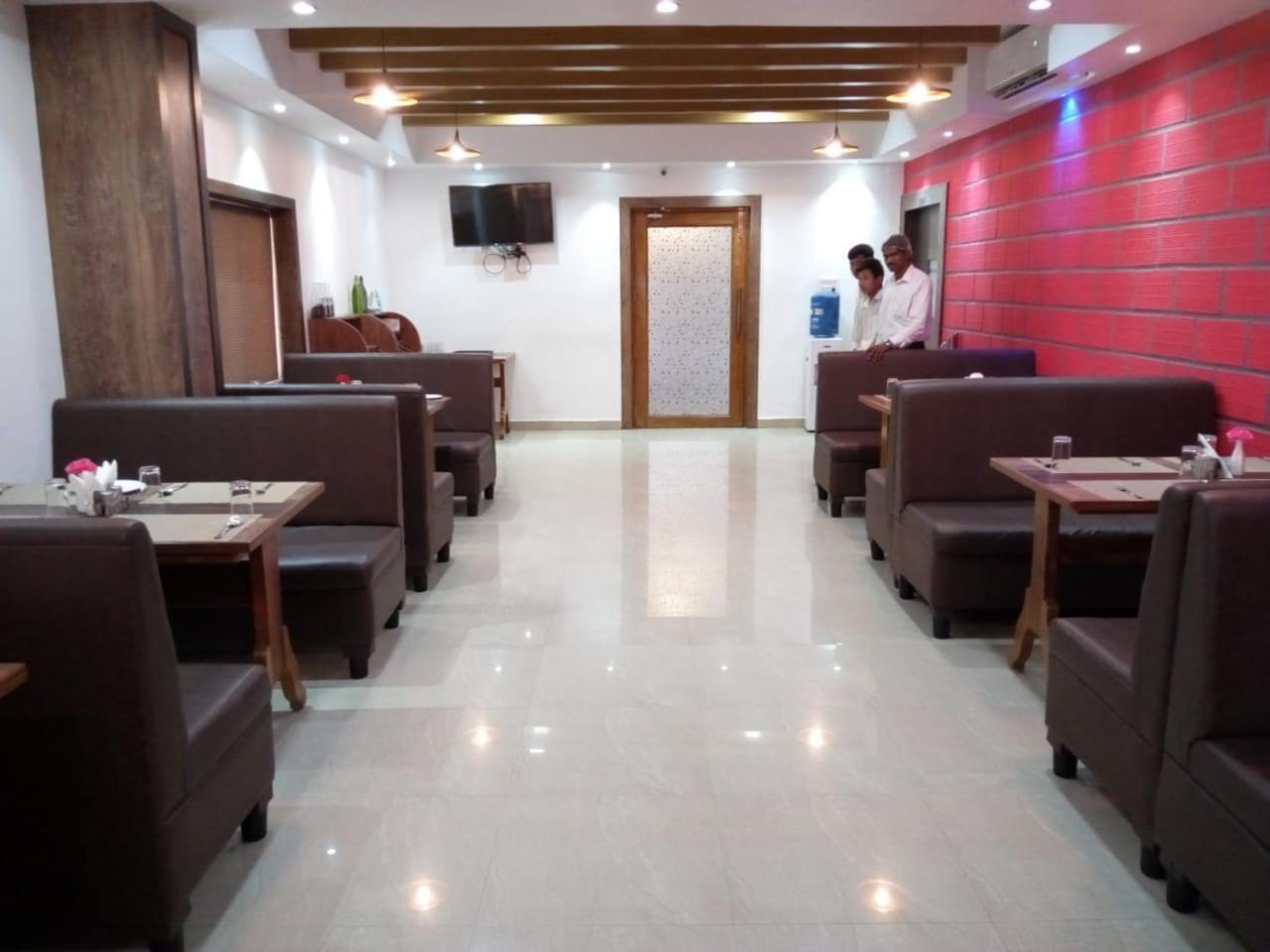 Hotel Agt Park Chennai Esterno foto